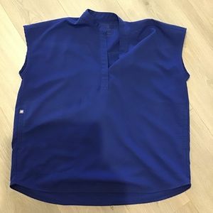 Figs women scrub top Medium royal blue